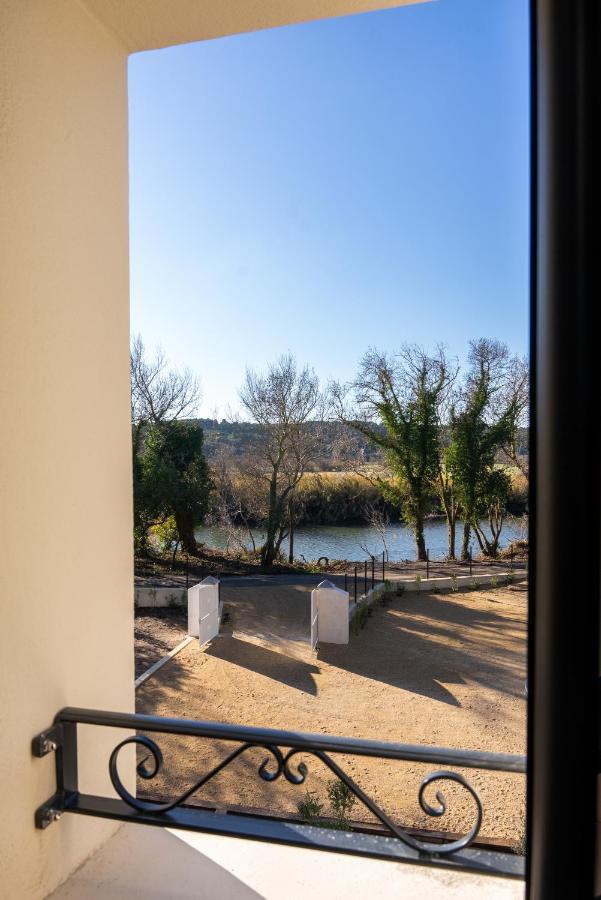 Domaine De Merins, 10 Couchages Avec Piscine, Face A La Riviere, A 4Km De La Plage Fleury  Extérieur photo